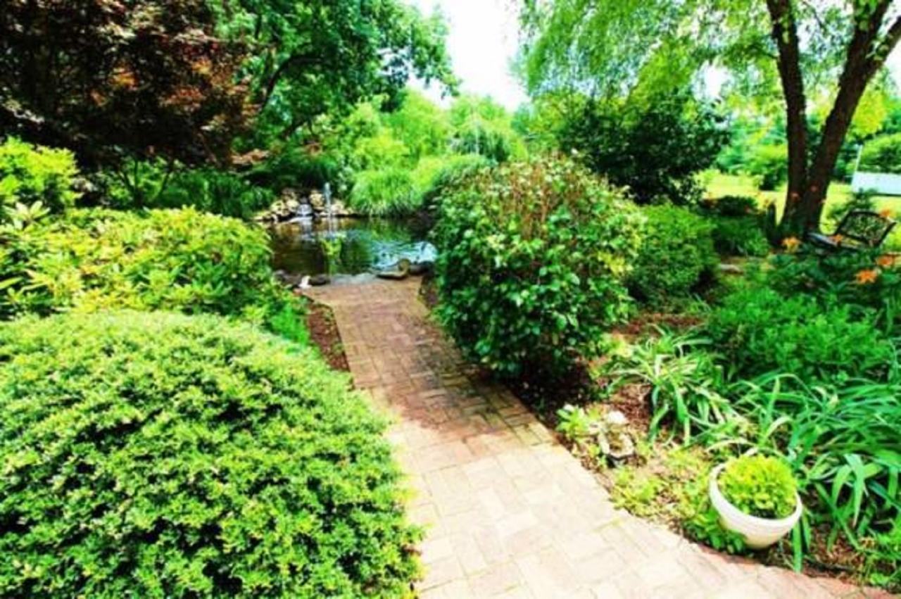 Winridge Manor Bed And Breakfast Madison Heights Buitenkant foto